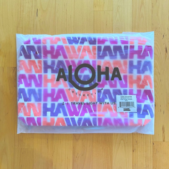 Aloha Collection x Hawaiian Airlines Limited Special Edition 🌺 Bag - Picture 5 of 9